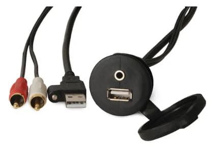 Złącze USB/AUX 3,5 mm do montażu na pulpicie Fusion 010-12381-00, audio na jachcie, muzyka na jachcie, stereo, nagłośnienie na jachcie
